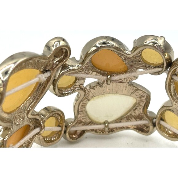 Banana Republic Vanilla Stretch Beaded Bracelet Goldtone Hardware One Size NWT - Picture 5 of 8